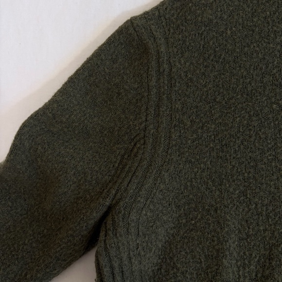 J Crew Olive Green Merino Wool Blend Women's Turtle Neck Sweater Size Large - Picture 5 of 10